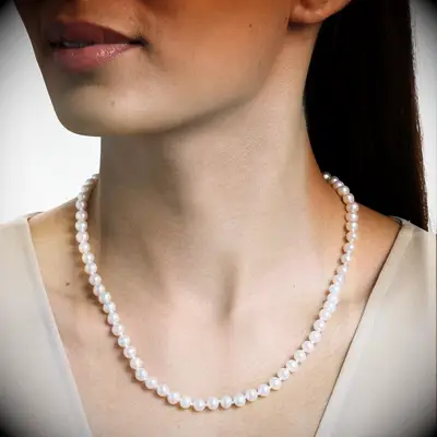 Pearl necklace