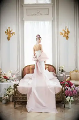 Les 25 meilleurs choix de robe de mariée rose qui vous laisseront rougir