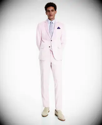 Pink suit with brown shoes
