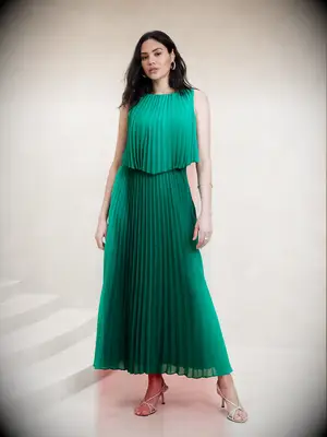 Green sleeveless pleated petite wedding guest dress