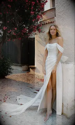 Olivia Bottega mermaid wedding dress for small bust