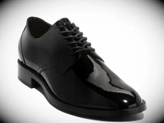 Shiny black formal shoes