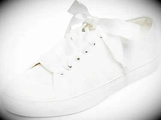 JIAJIA lace bridal sneakers 
