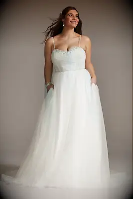 Tulle dress with pearls on neckline and spaghetti straps