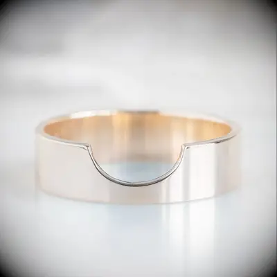Gold Arc Wedding Band