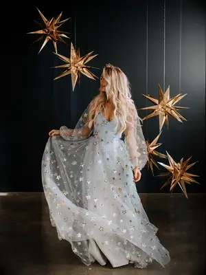 20 vestits de núvia celestials que us deixaran les estrelles