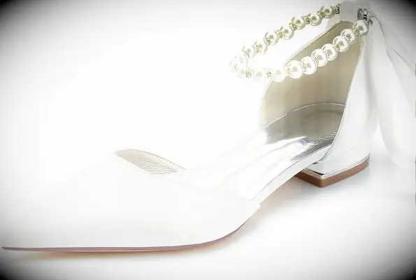 Pearl ankle strap pointed to bridal flat