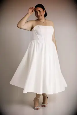 Strapless midi dress with corset bodice