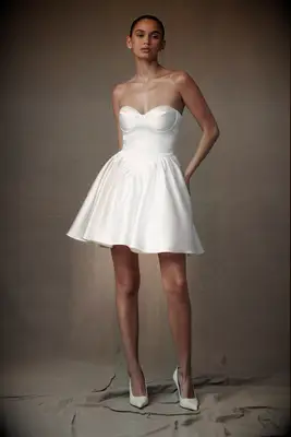 Short strapless white dress