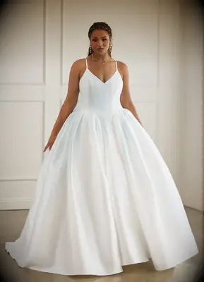 Thin strap basque waist wedding dress