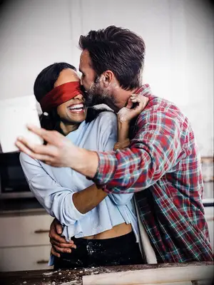 couple doing a date activity from the Adventure Challenge: Couple