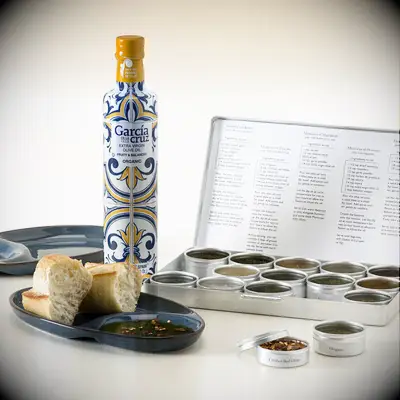 Uncommon Goods infused olive oil dipping kit married couple gift