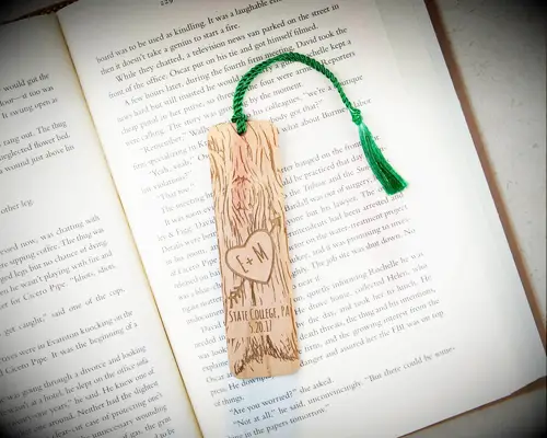 Customized wooden bookmarks by JuniperandIvy on Etsy