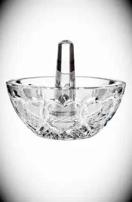 crystal ring holder for the best wedding anniversary inspo