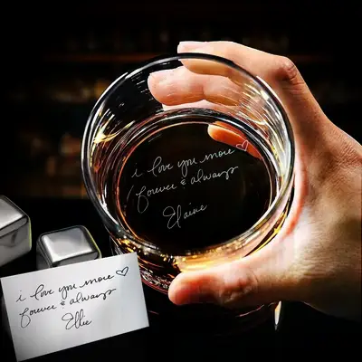 custom whiskey tumbler message for the best anniversary gift