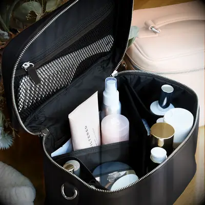 Leather makeup travel case from Leatherology romantic gift for wife
