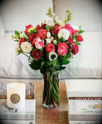 BloomsyBox flower subscription romantic gift for wife