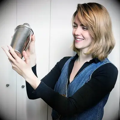 Cocktail making experience