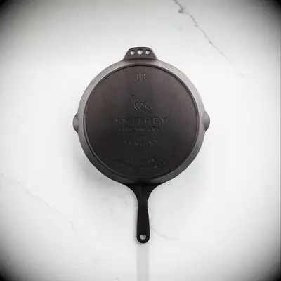 Engraved cast iron skillet