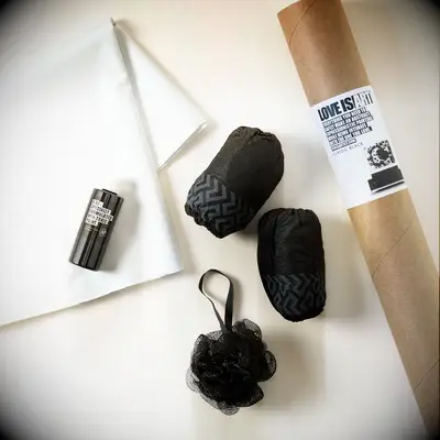 Love is Art kit Valentine