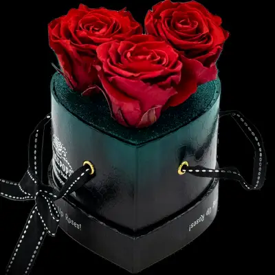 Rose bouquet in heart box