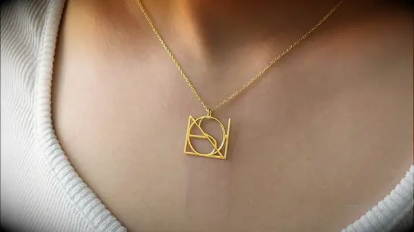Minimal name necklace