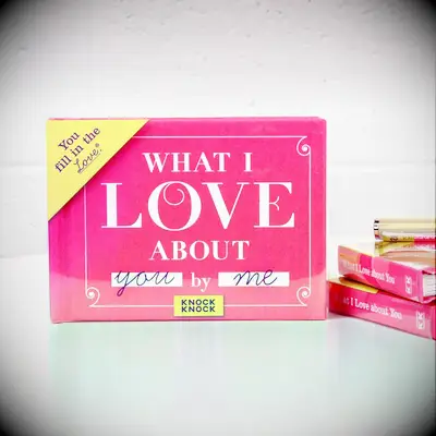 Fill-in-the-Blank Book relationship book for the best gift