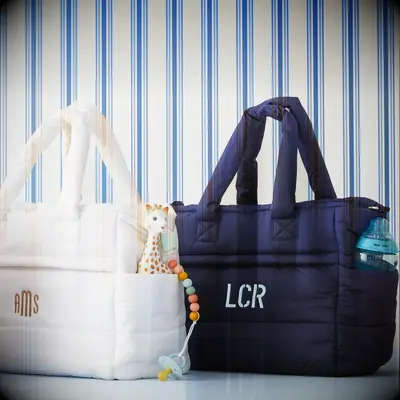 Lightweight diaper bag gift for pregnant wife
