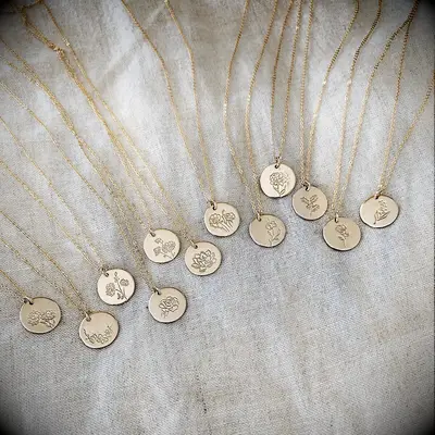 Made by Mary birth flower necklace