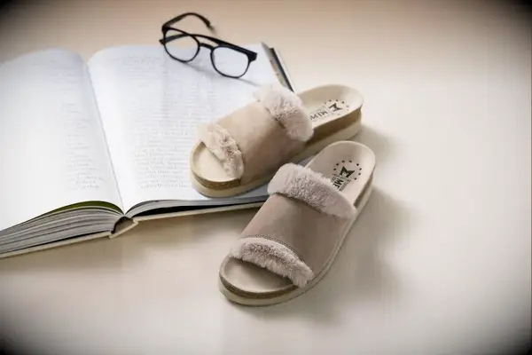 Cozy open-toe slippers