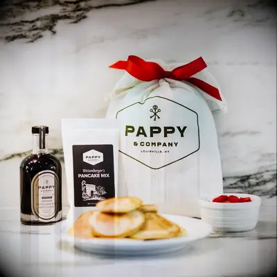 Breakfast in bed gift set