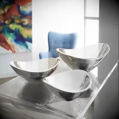 Elegant Serving Bowl