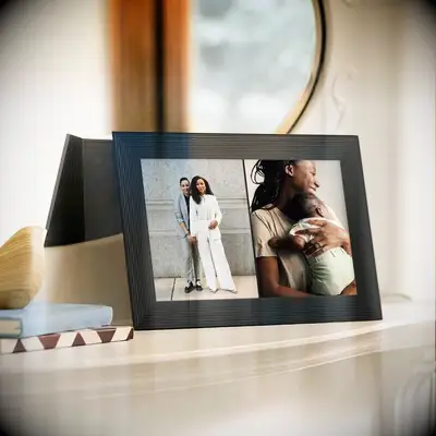 Digitial picture frame from Aura Home, 45th aniversary gift