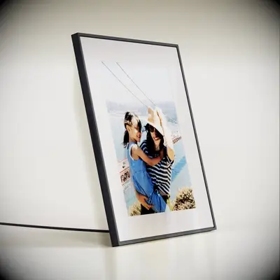 Aura digital picture frame wedding gift for daughter 
