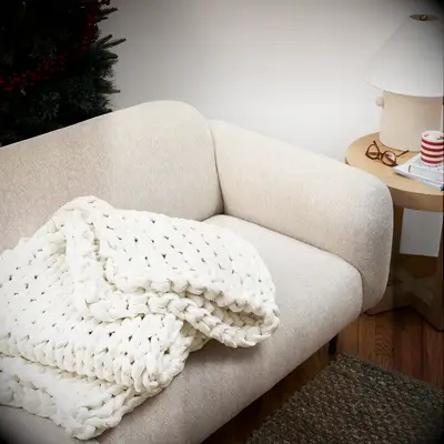 Weighted velvet blanket gift idea for daughter. 