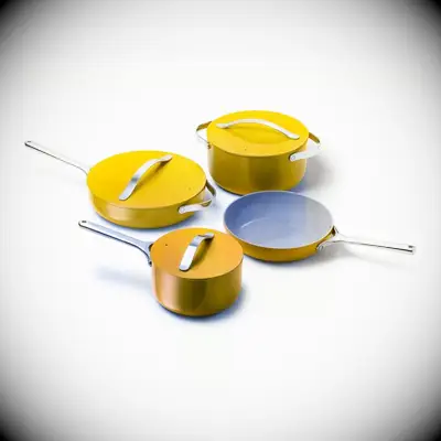 Yellow pot and pan set