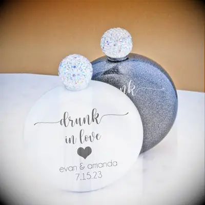 Bridal flask gift idea from Maid of Honor. 