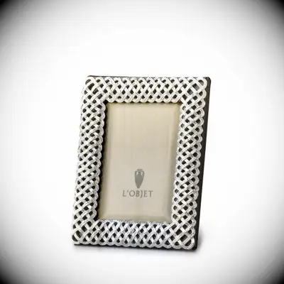 Platinum photo frame