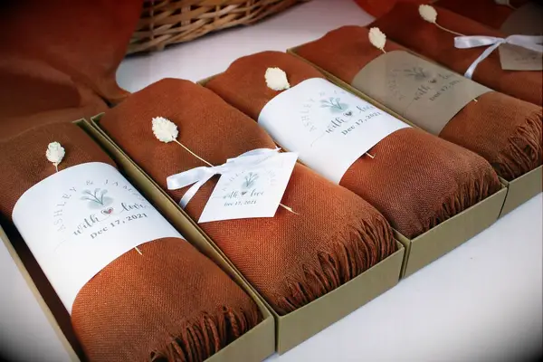 Autumn pashminas from Etsy fall wedding favors