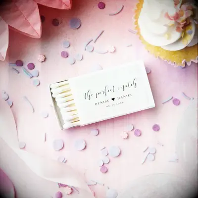 Questi bomboniere a prezzi accessibili sono inferiori a $ 1