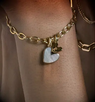 Mother-of-pearl heart charm bracelet mother