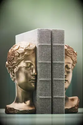 Gold head bust book ends