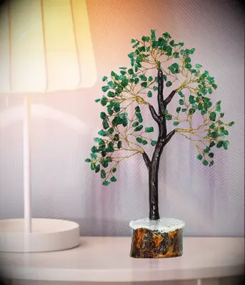 Tree sculpture gift