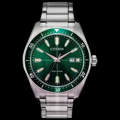 Green stylish watch