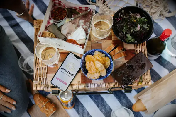 Surprise Picnic Date ideas