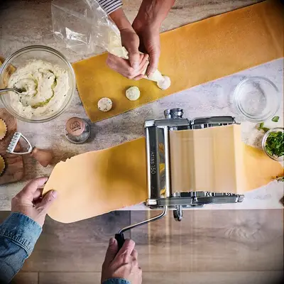 Cooking class new relationship gift