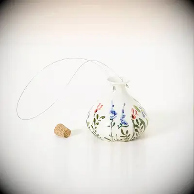 Porcelain hummingbird feeder traditional 18-year anniversary gift