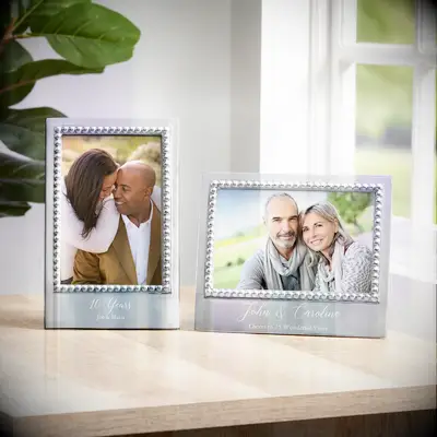 Aluminum frame tin anniversary gift