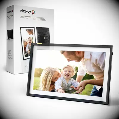 Digital photo frame