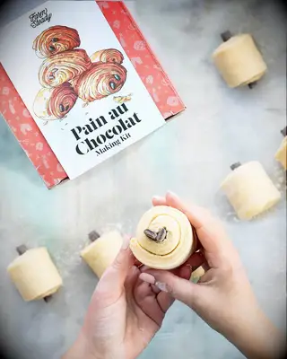 Pain au chocolat kit mother-in-law gift